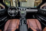 Ford Mustang EcoBoost Convertible 2017 года (EU)